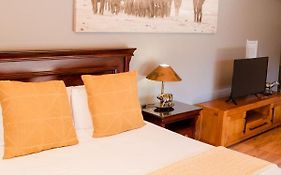 85 Ehmke Guesthouse